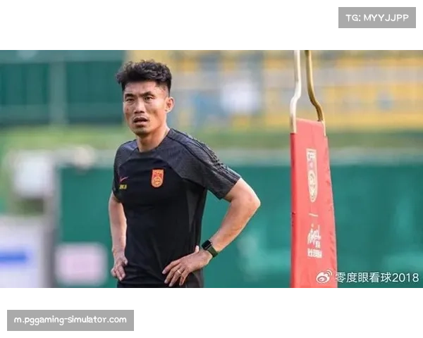 郑智赛后飞机复盘战术细节 青岛西海岸点球未进暴露临场调整空间